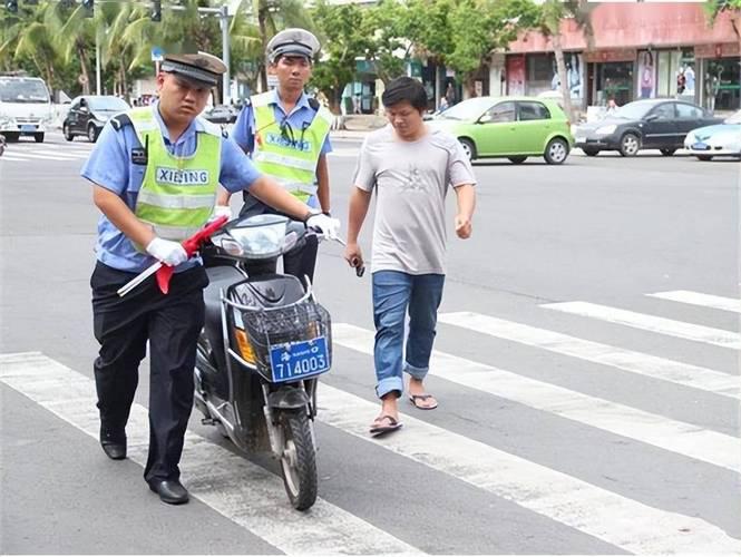 2026年1月，交警查罚“3类”电动车，车主出门需注意2026年1月起，各