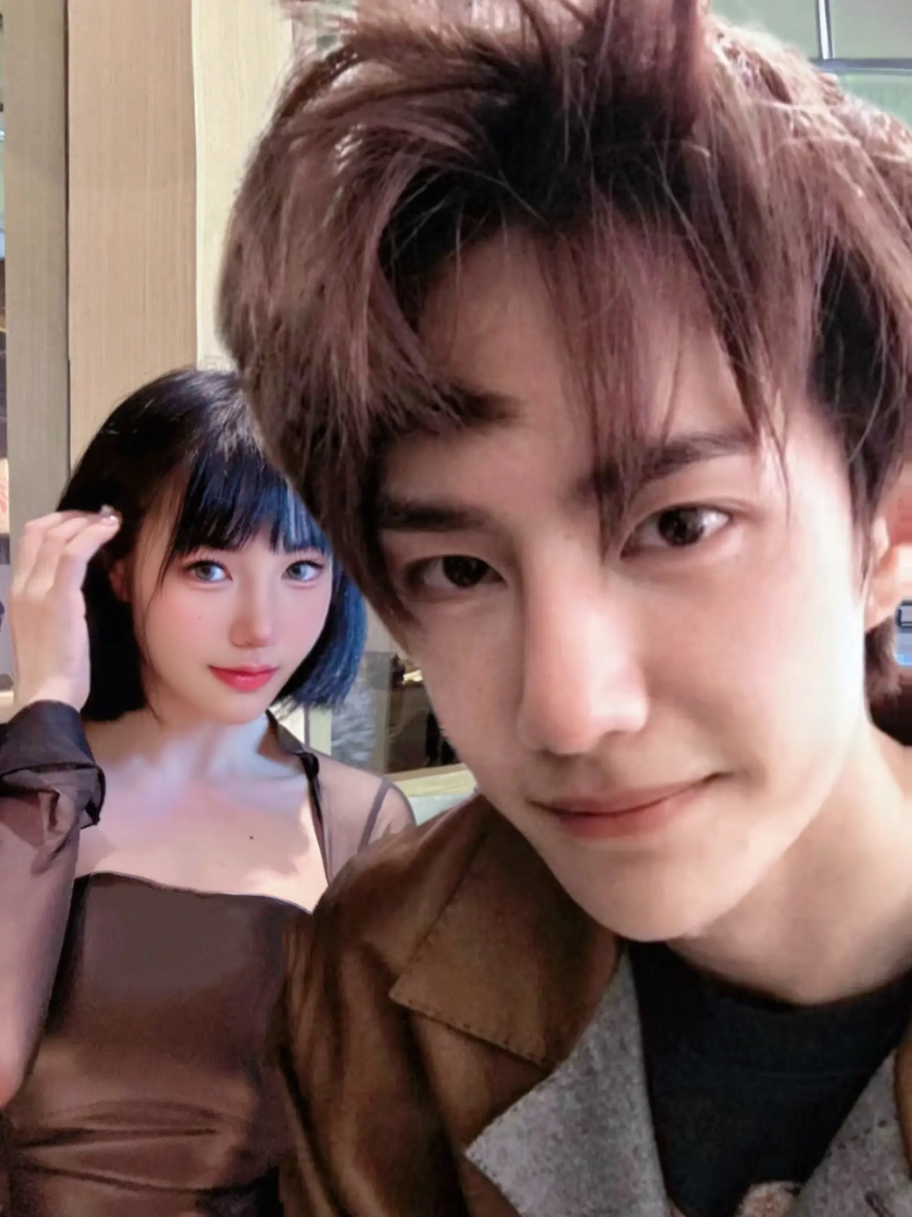 王一博算帅哥吗 如果王一博和成龙侄子董又霖同时追我 我选哪个当老公呀
