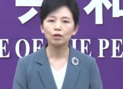 中国又悄悄关上了一扇更要命的门！在稀土还未撕完的时候，中国又加紧了另外一出口，而