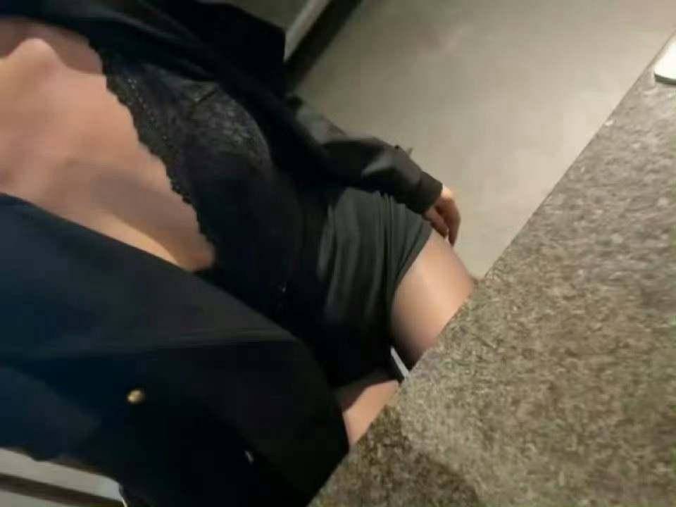 把手放进来​​​​​​