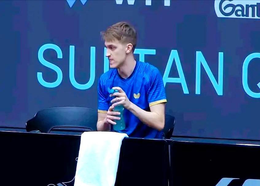 连丢5个赛点仍绝杀！决胜局13平时，陈垣宇手没抖，一板正手直线锁死卡尔伯格