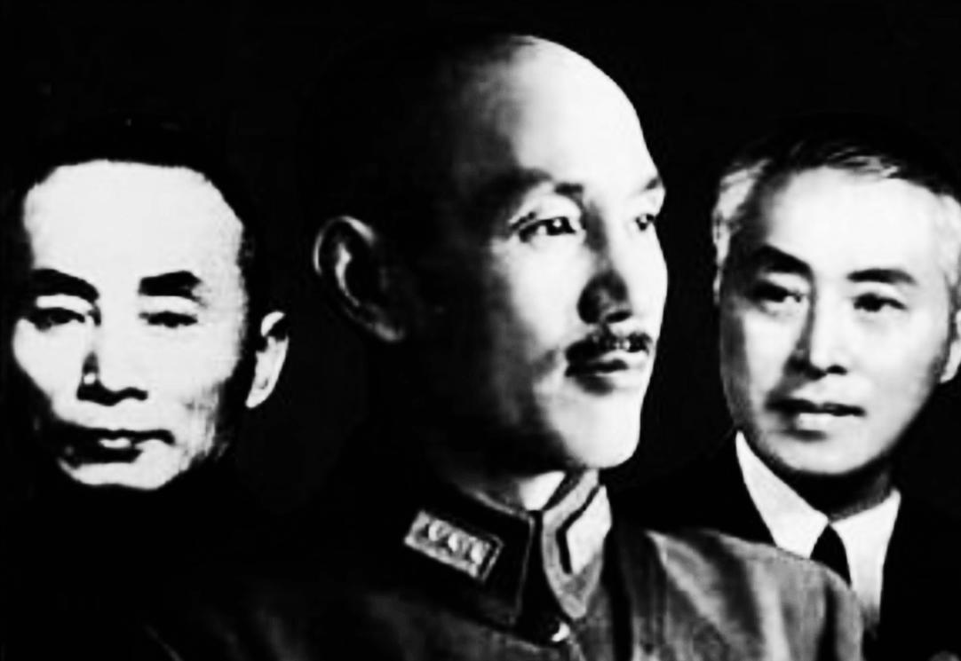 国民党败退台湾后，开启权力洗牌。军统演变而来的保密局由毛人凤执掌，他不愿交出情报