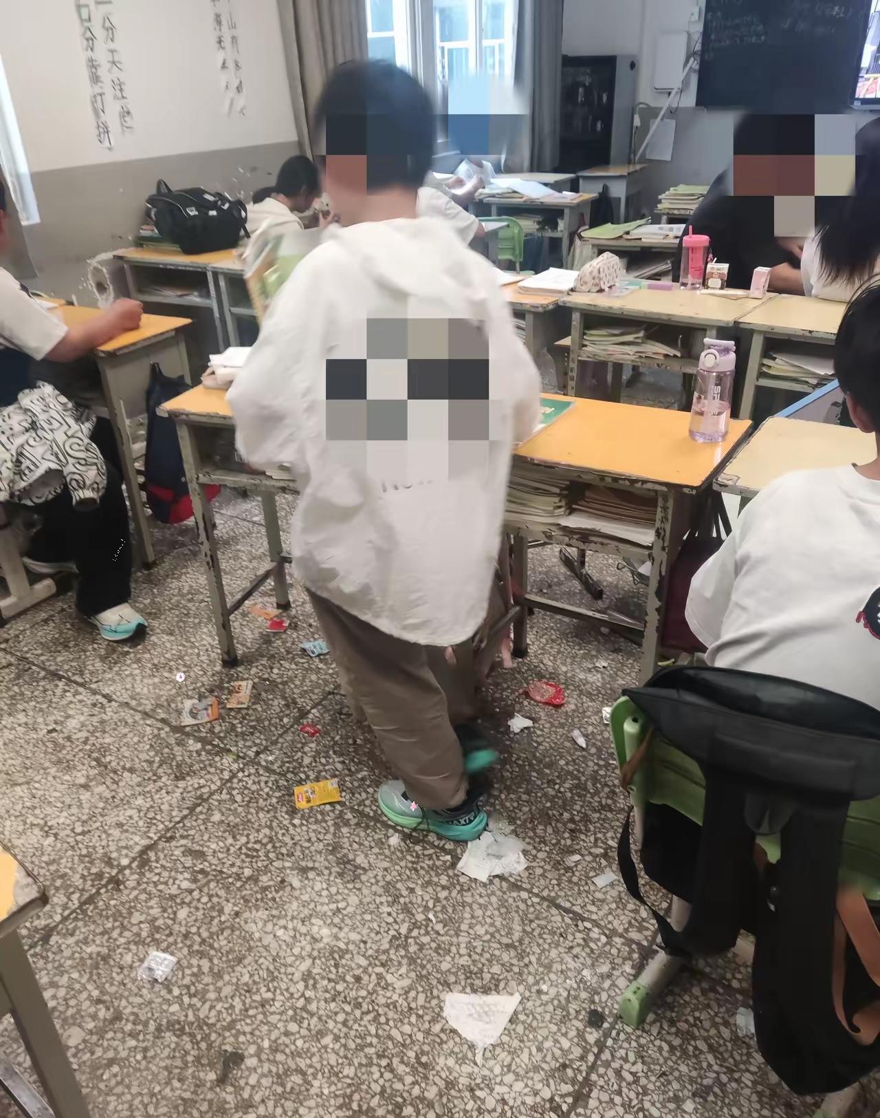 估计晚节不保了，保命要紧！我今年52岁，副高五级，原本可以干到60，但打死我也