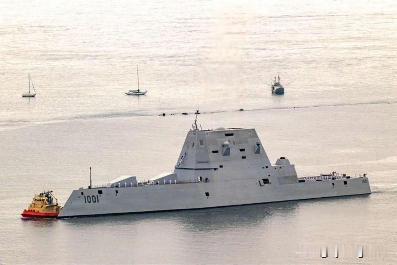 ⛴🇺🇸美国海军已将“朱姆沃尔特”级（*Zumwalt*-class）驱逐舰
