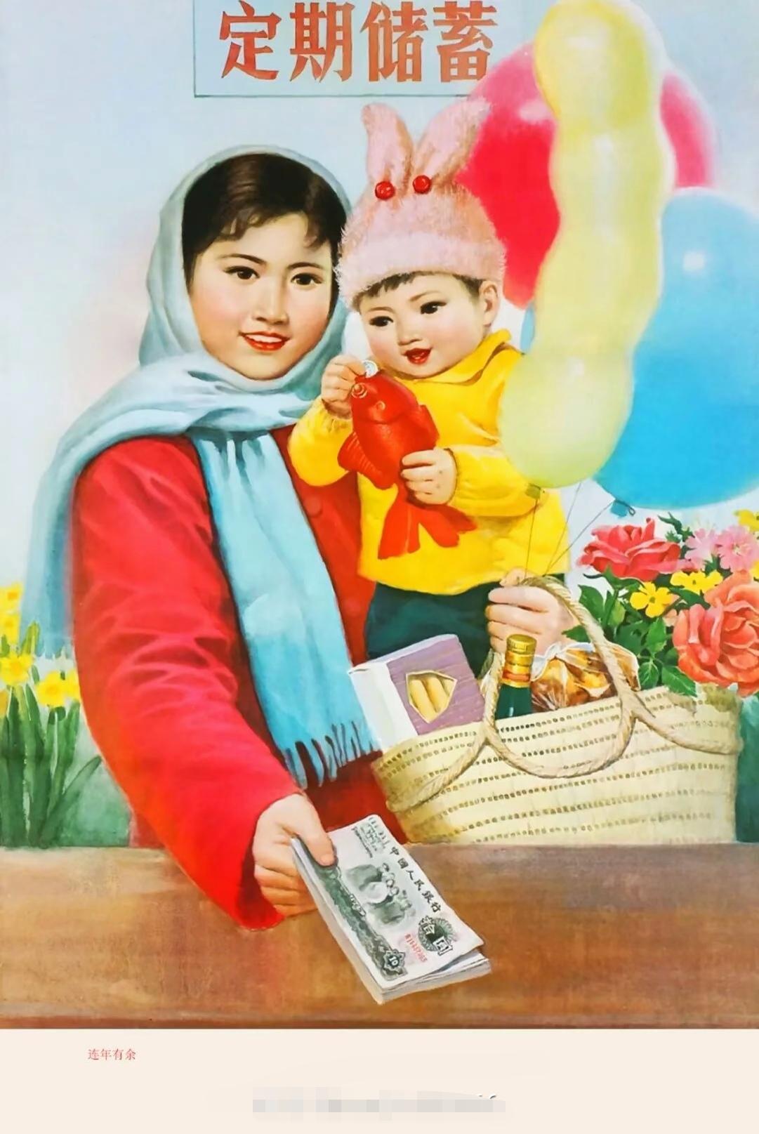 良好的家教是从家长开始的。父亲领着孩子去超市买了一瓶饮料，父亲付完款，左手拿起