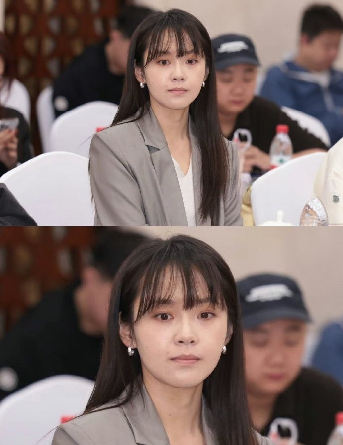 张佳宁35岁素颜简直太美了，这种打扮很好看​​​