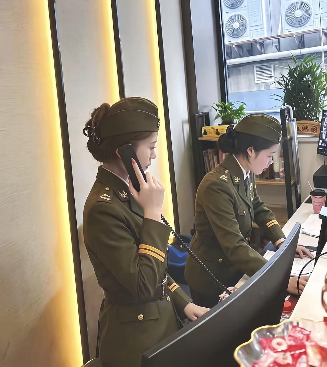 这酒店的主题很有谍战风格，又知道的朋友这是在哪吗？