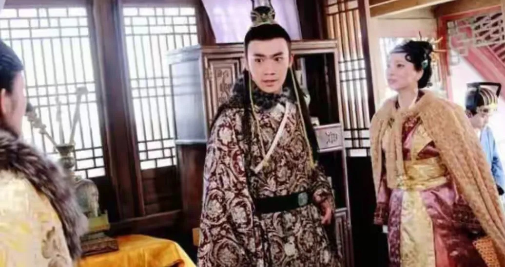 朱元璋将儿媳鲁王妃凌迟处死后，她61岁的老父亲汤和长跪不起，含泪说道：“臣还有一