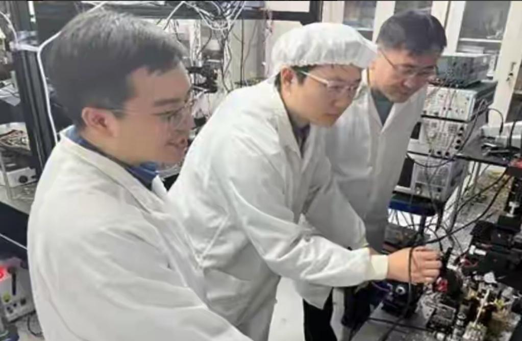 不但美国震惊了，日本、德国等西方列强也震惊了，就连马斯克想了三天三夜也搞不清楚，