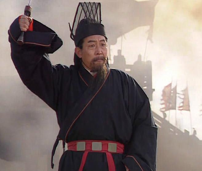 东汉末年的王允也是一个狠人，他用计除掉董卓以后，把董卓的弟弟、侄子、老母亲，以及