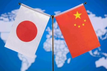 中国拿出铁证，小泉进次郎公开说谎，小泉进次郎被要求应立刻辞职下台！12月10日