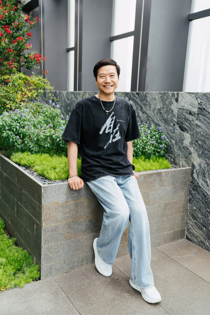 小米董事长特助徐洁云再发“晚安”回应雷军说晚安被指营销: 要鼓励真牛打击吹牛