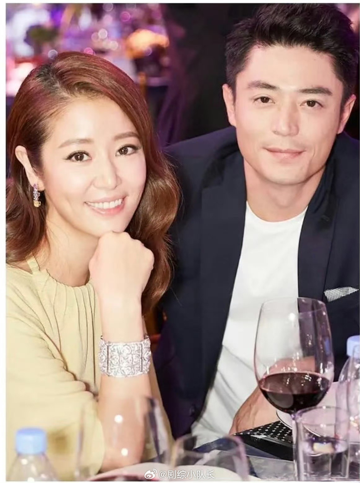娱乐圈当年最不被看好的夫妻转眼林心如与霍建华已经迎来结婚十周年，林心如特意在社交
