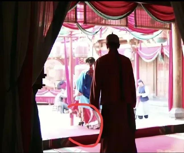 前朝肃顺女儿苏紫轩，势力有多大。剧里比慈禧还牛，让伺候皇帝就跑，古平原遇到天大