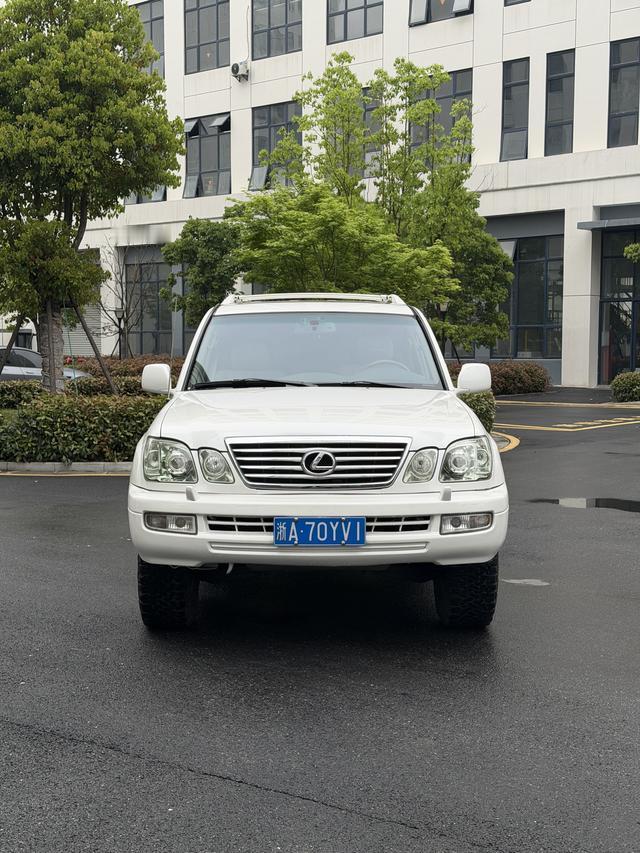 花23万买一台15年的LX570，媳妇骂我疯了，开了两个月她再也不说我败家了作