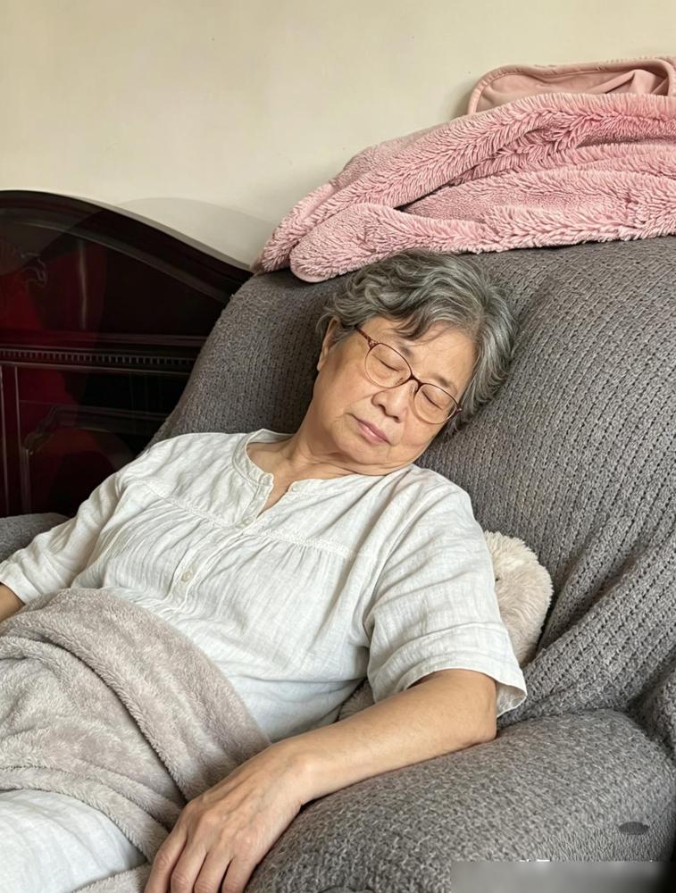 真揪心，我妈最近太不正常了！我家楼下82岁的王阿姨前两年就遇到过一模一样的情