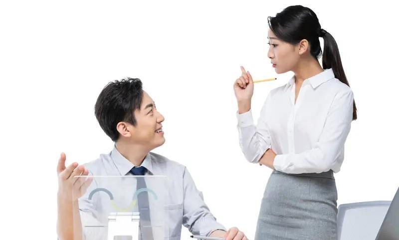 在单位，越混越好的8种人：1.人走了，工作无人接手的人，肯定混得好。2.