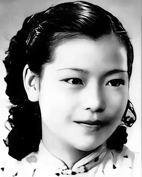 1976年，蔡若曙精神崩溃，跳河自尽。黄维被俘后，蔡若曙带着仨娃逃到台湾，听说丈