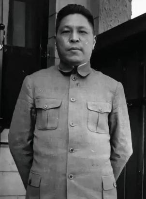 1951年，军统特务佟荣功落网，面对审讯，他说曾在西安潜伏过，审讯人员一惊，连忙