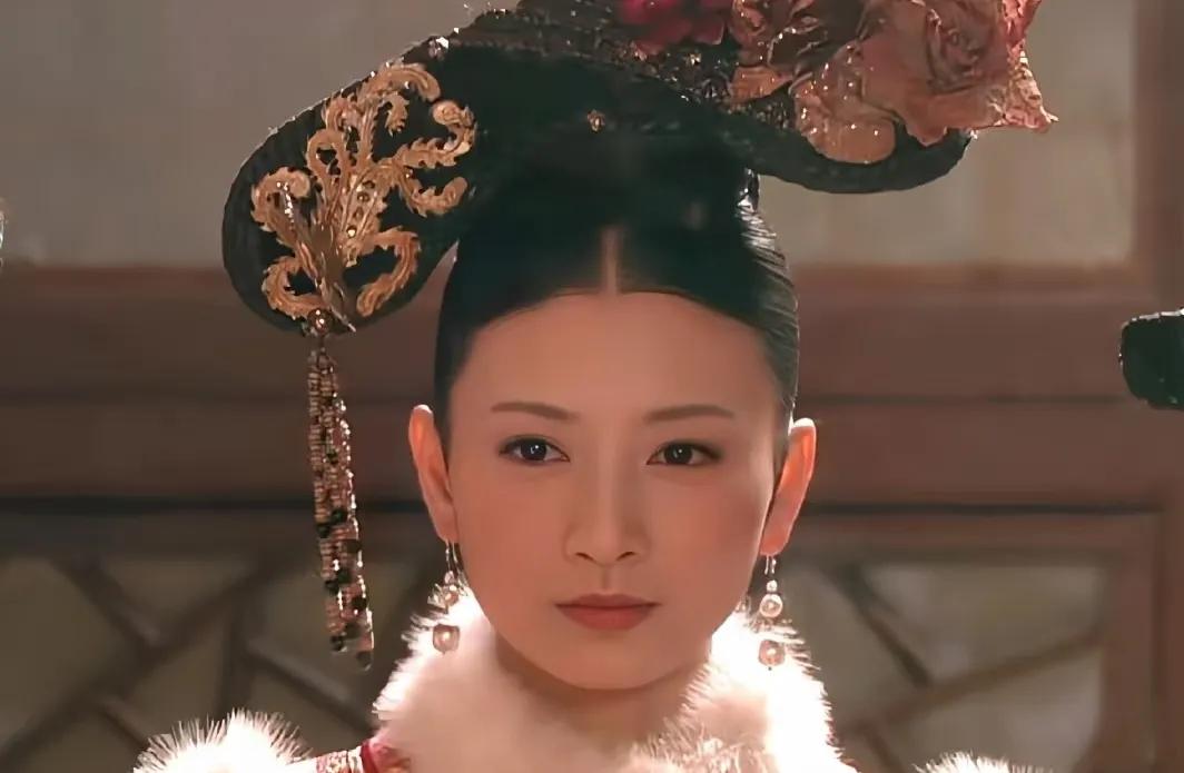 网友提问为什么眉姐姐敢拒绝皇上？其实眉姐姐敢对皇上“敬而远之”，可不是真不怕皇权