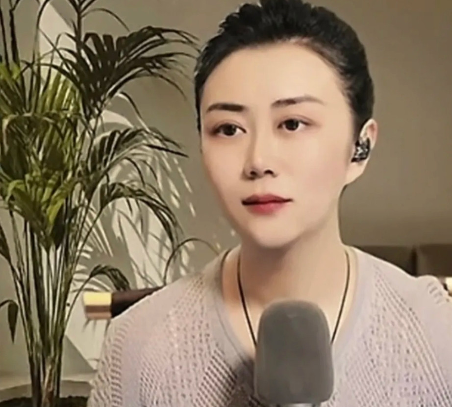 昨天晚上，二饼和力哥停播，孙媛独播。做出了一个令人震惊的举动。面对在头条上黑过她