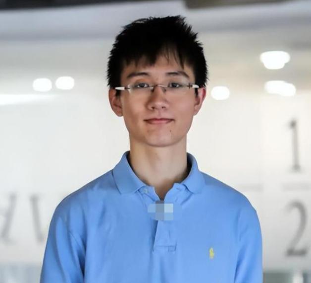 曹原，95后天才学者，14岁考入中科大少年班，严济慈物理英才班，麻省理工学院博