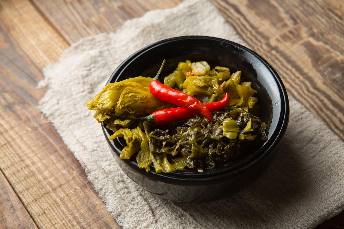 医生提醒：3种青菜高血压要少吃，小心让血压上涨，趁早扔下餐桌高血压一旦缠上身