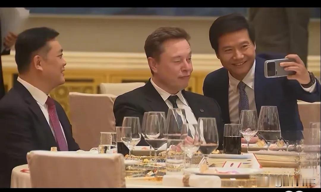 这么关键的场合，一天75条短视频的限制是不是要暂时解开一下。哦对了，15年内