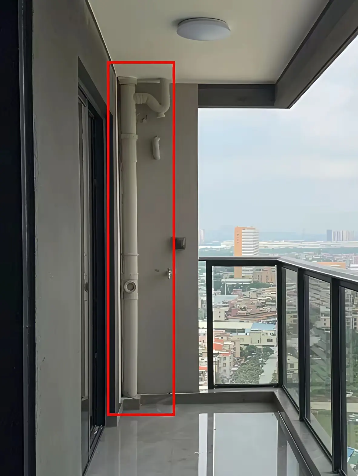 这个管子怎么改才好，装修师傅说2000块做个柜子
