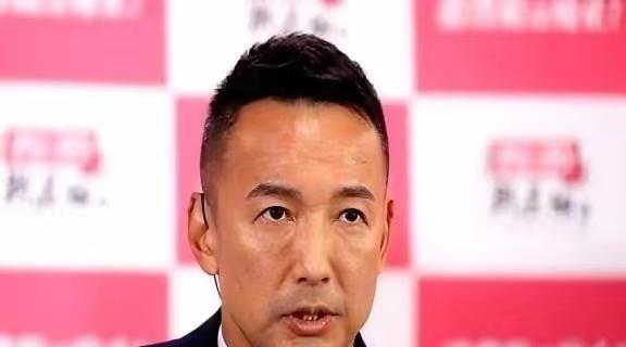 日本政客山本太郎，曾把一句大实话，狠狠摔在了桌上。他说，跟中国，根本用不着开战