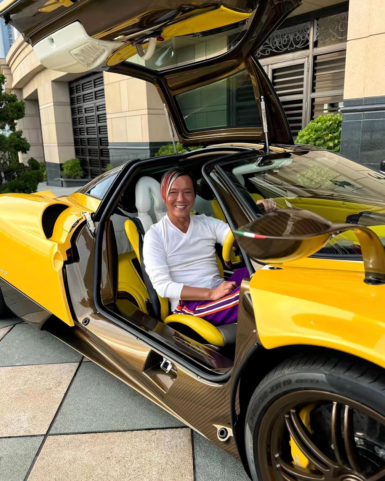 杀马特教父的大黄蜂hypercar帕加尼