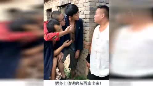 日本人偷中国女人内衣_内衣性感女人(3)