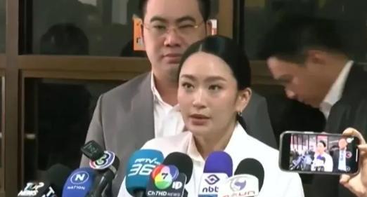 泰柬交火了！泰方刚找过中国，柬埔寨1700万人正为洪森的嚣张买单。泰柬终于不再克