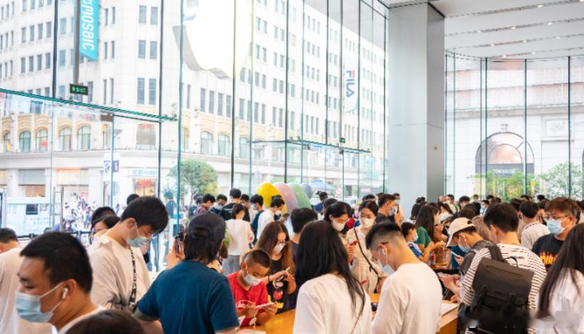 苹果或跳过iPhone19苹果命名大跳跃！2027年是iPhone诞生20周年，