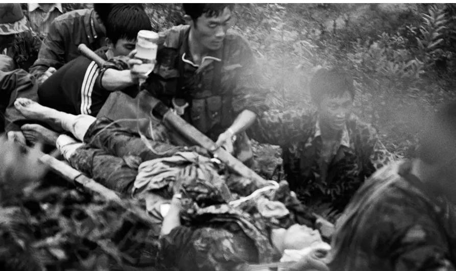 1984年冬天，南京军区的人在云南建了个火化场。韩干事负责处理烈士遗体，第一个烈