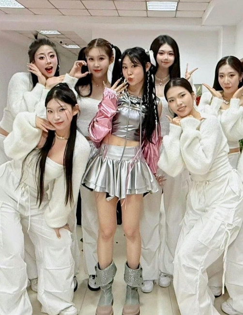 小沈阳女儿在韩国正式出道！而且是出道即solo，不以组合形式出道，这资源也太逆天