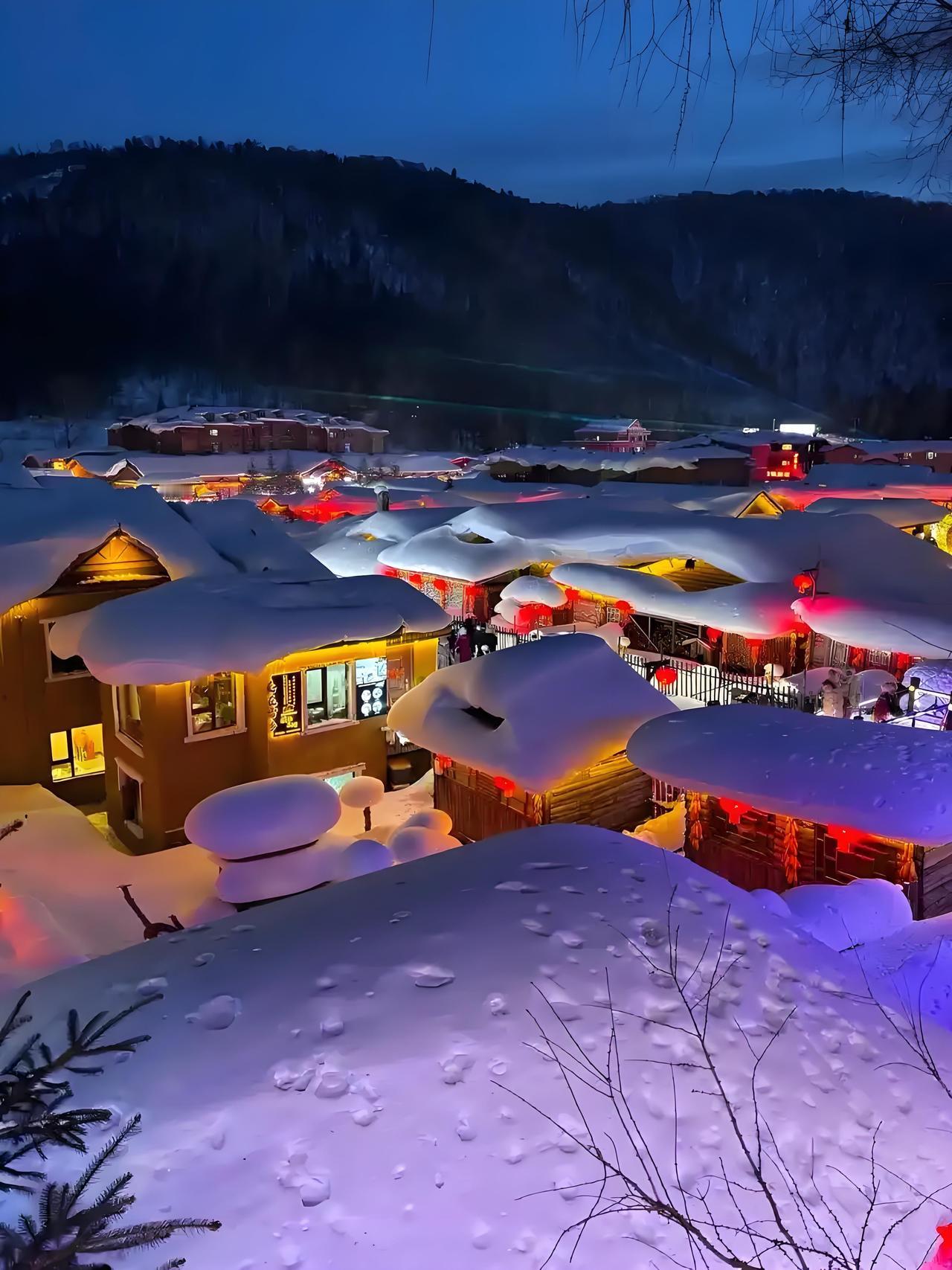 我的家乡在东北，春夏秋冬四季美，名山古迹游不尽，……请友续句………？[微