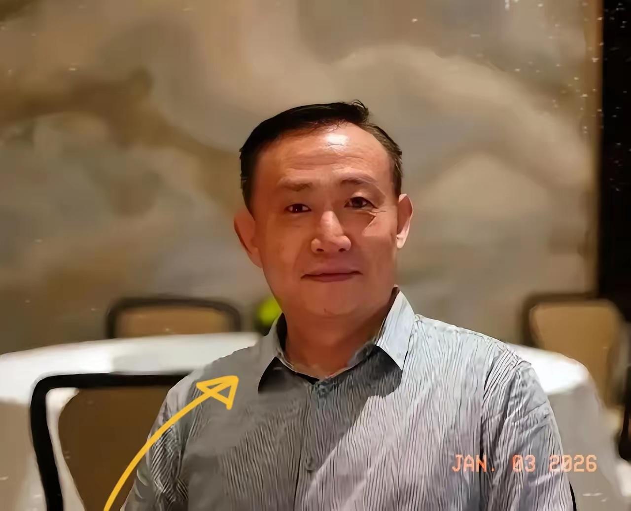 老卢这次真的急了，我也跟着冒了一身冷汗。盯着“十五五”规划，他嗅出了华盛顿共识的