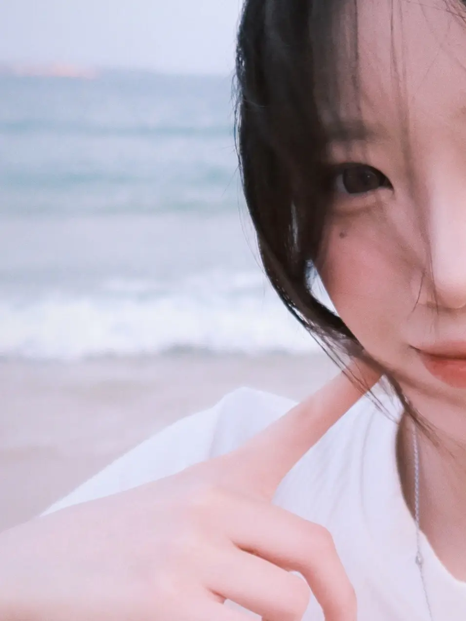 你眼睛 吞了我