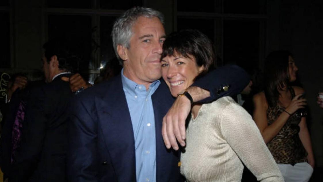 爱泼斯坦案重磅揭秘：特朗普将辞职或被弹劾？副总统或接班？