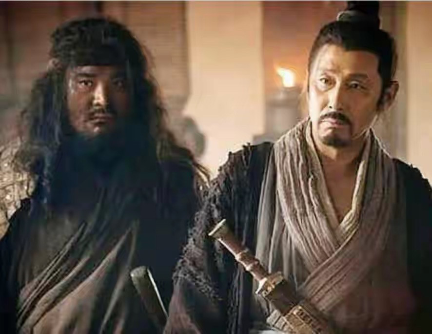 刘邦沛县的酒肉朋友，杀狗的、养马的、吹丧的，为啥都是军事大才？这问题乍一听像村口大爷喝高了吹牛，可翻