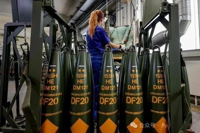 烽火问鼎计划公开报道显示，俄罗斯从第三国获得的炮弹数量正在减少，第三国此前向俄