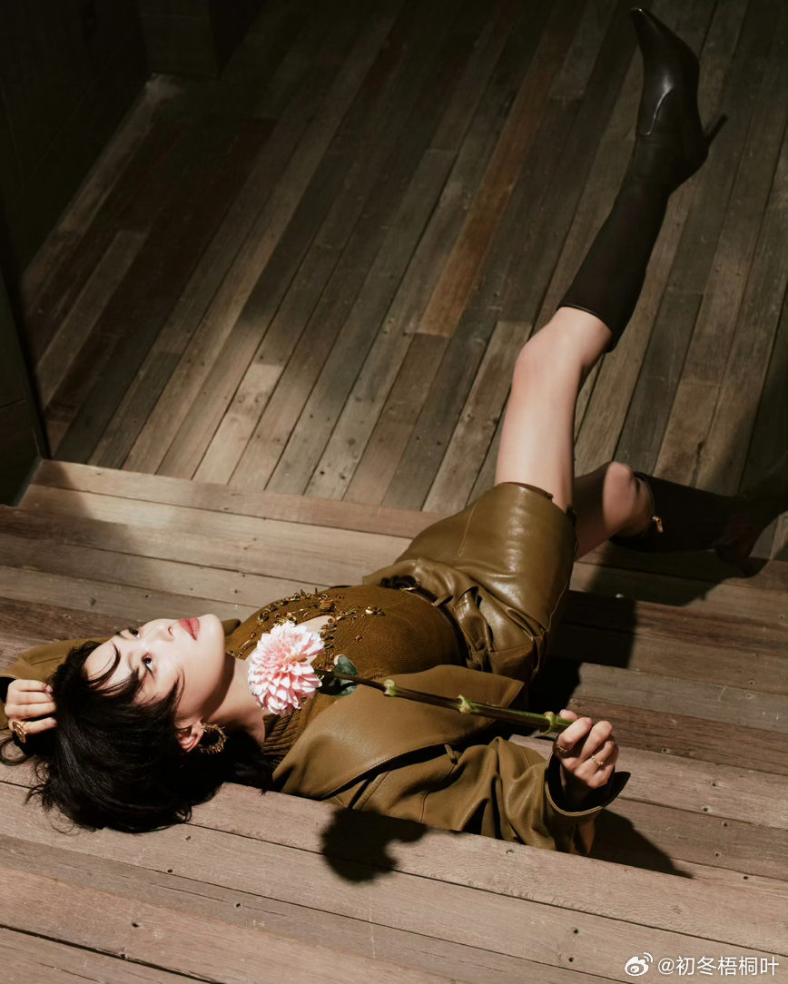 #辛芷蕾头发越剪越短了#我感觉这位小姐姐在going我​