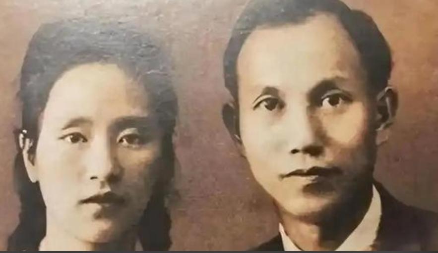 1941年，党组织给了他1000美元，让他去做生意，做什么不管，但是，组织什么时