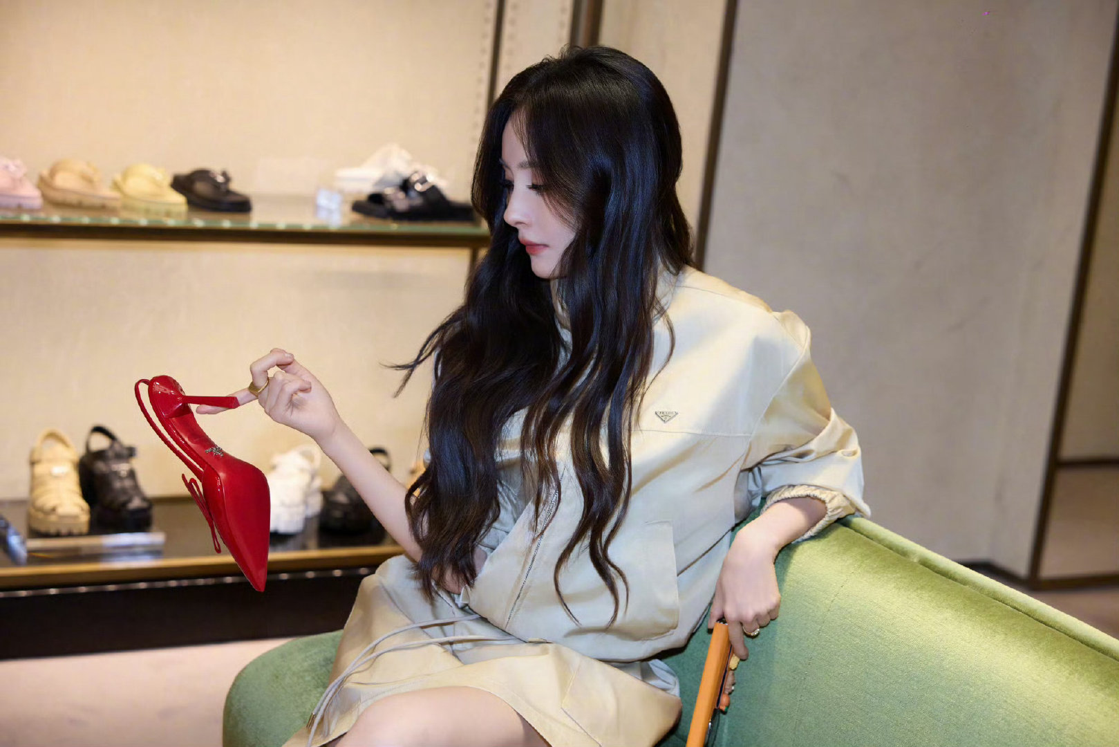 PRADA女王探店米兰时装周​