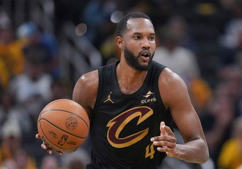 NBA2024-2025赛季最佳防守阵容公布，双一阵成历史？