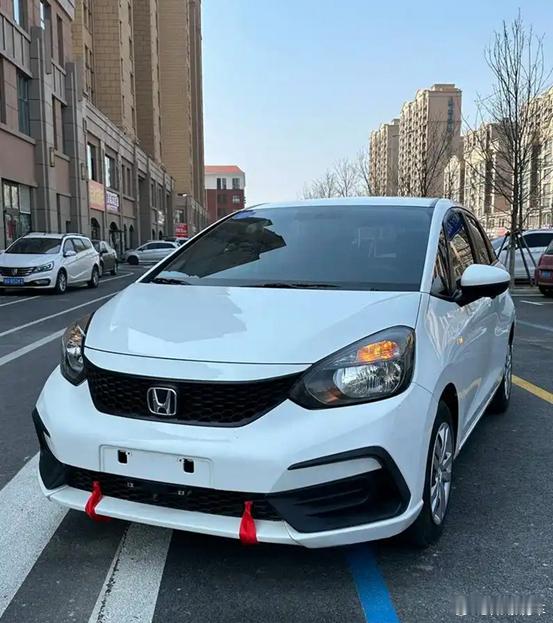 吉利小车，比亚迪挡不住！“价格屠榜”星愿5月销量全品类第1对于很多购车者来说，