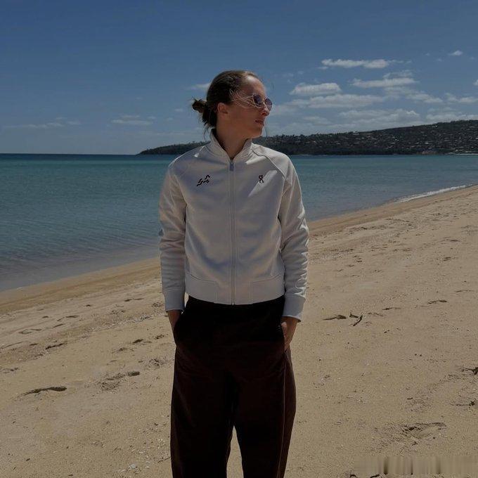 斯瓦泰克ins更新：是时候重返赛场了iga：“亲近大自然几天。澳大利亚，你真的让