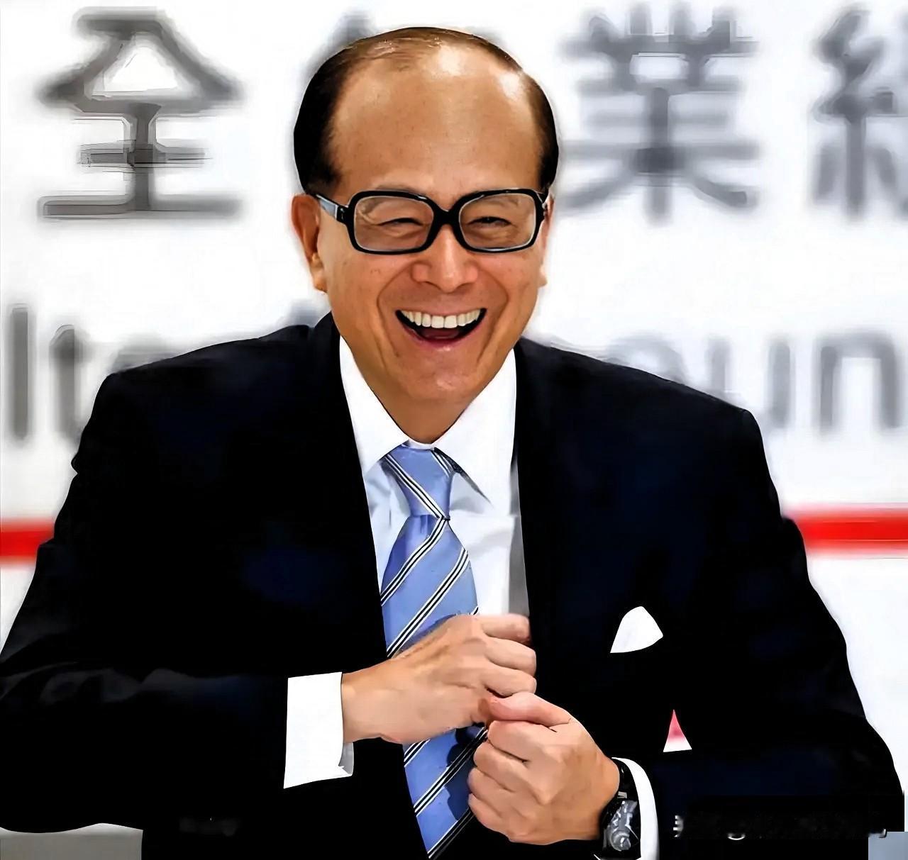 李嘉诚还是爱港的！李嘉诚不爱港？这几日一直被骂的不仅仅是李嘉诚一个人，因