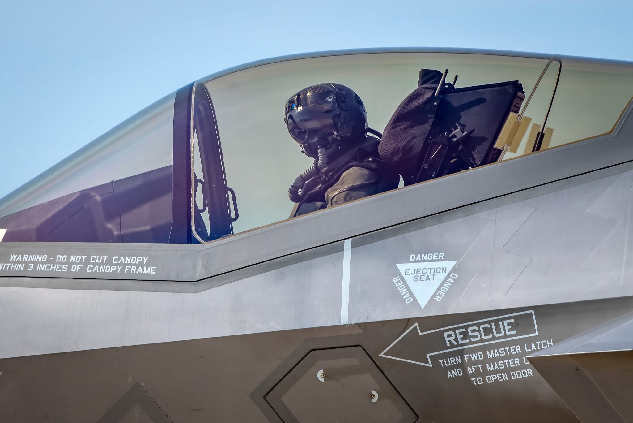 意大利空军（AM）第32联队第13中队F35A好图尤其是空对空摄影那几张今日肥